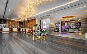 Radisson Blu Hotel, Waterfront